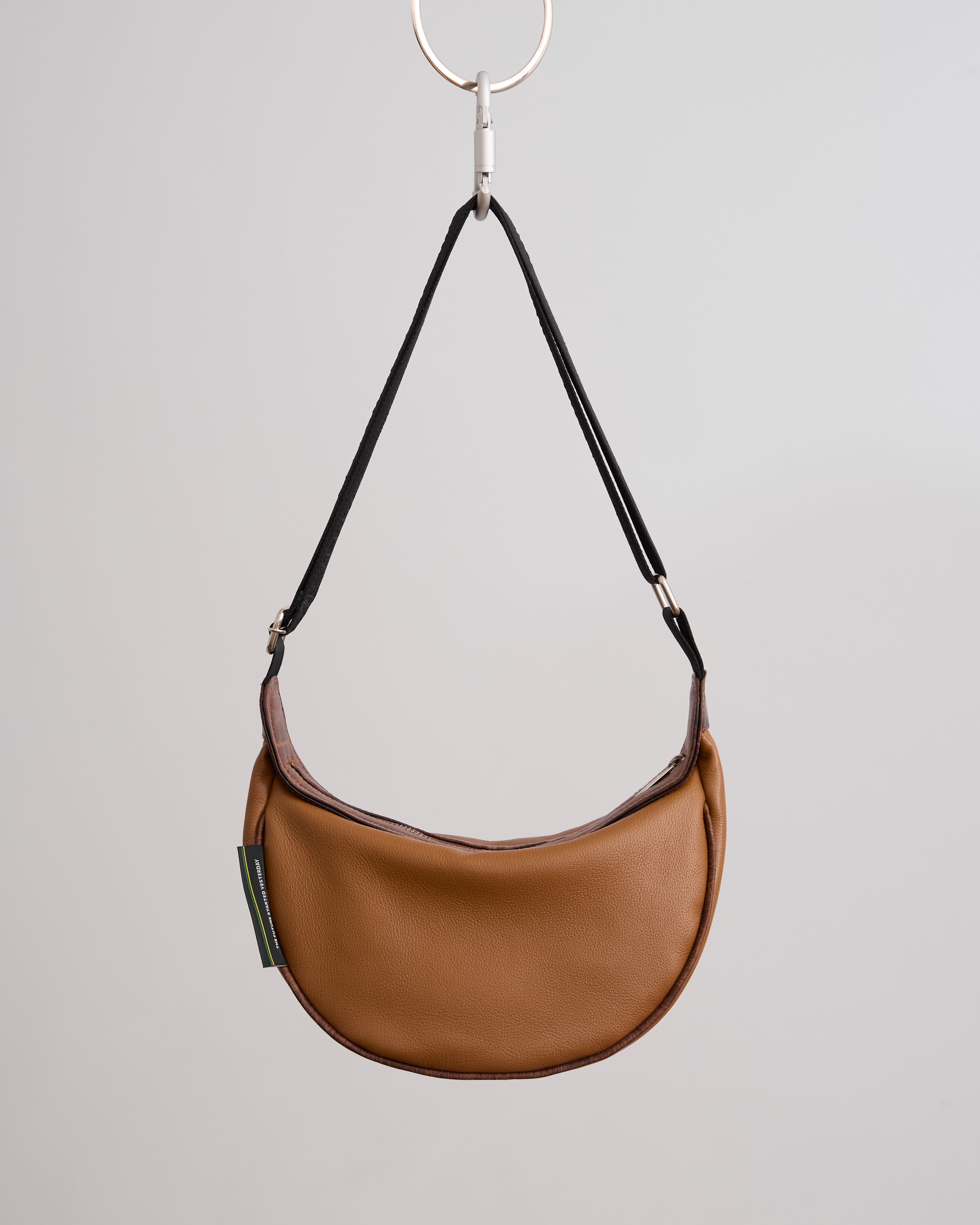 BRENDA CROSSBODY BAG - MARROM