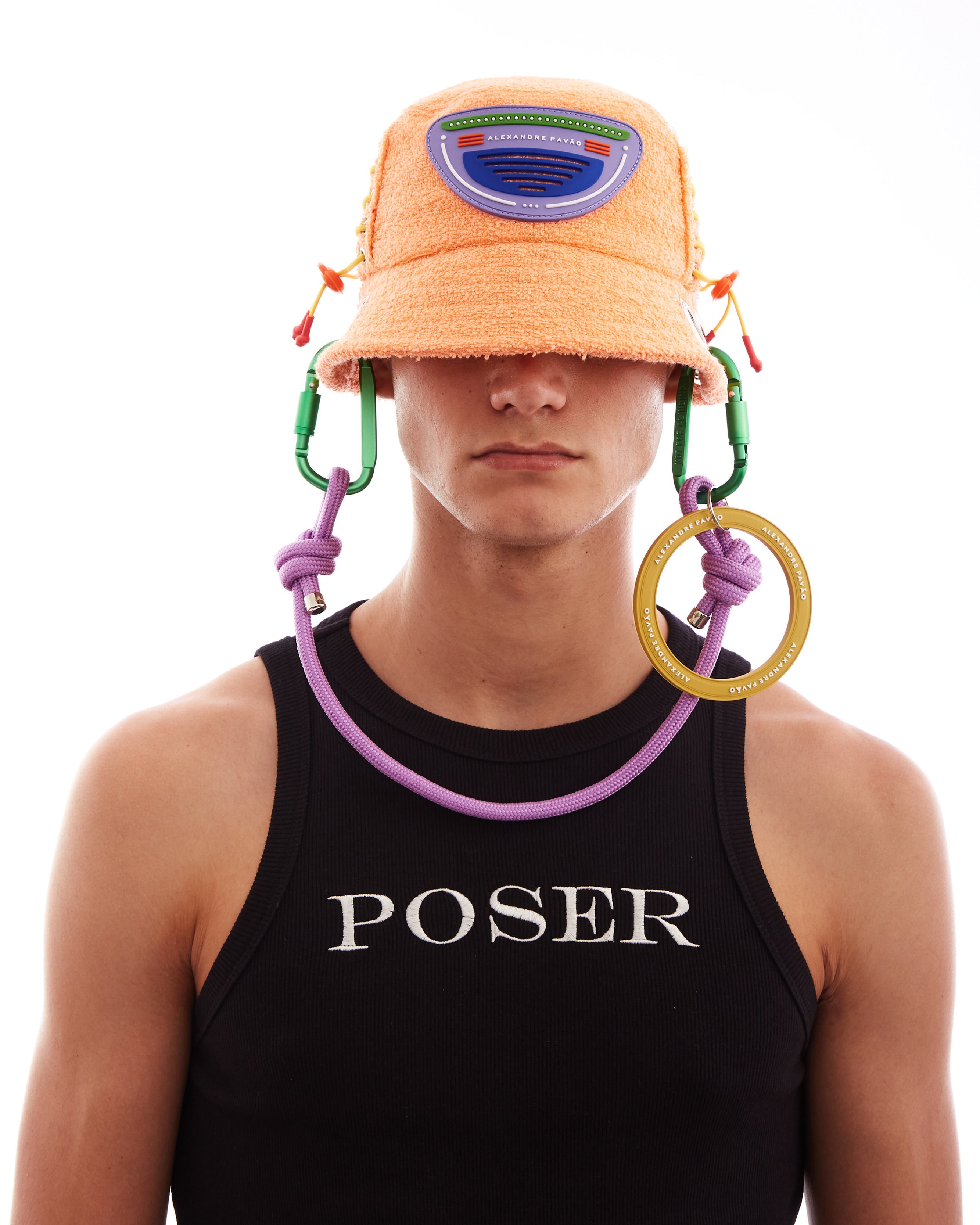 チャッパ Chapéu Bucket Collab Alexandre Herchcovitch AH | New Era | New Era