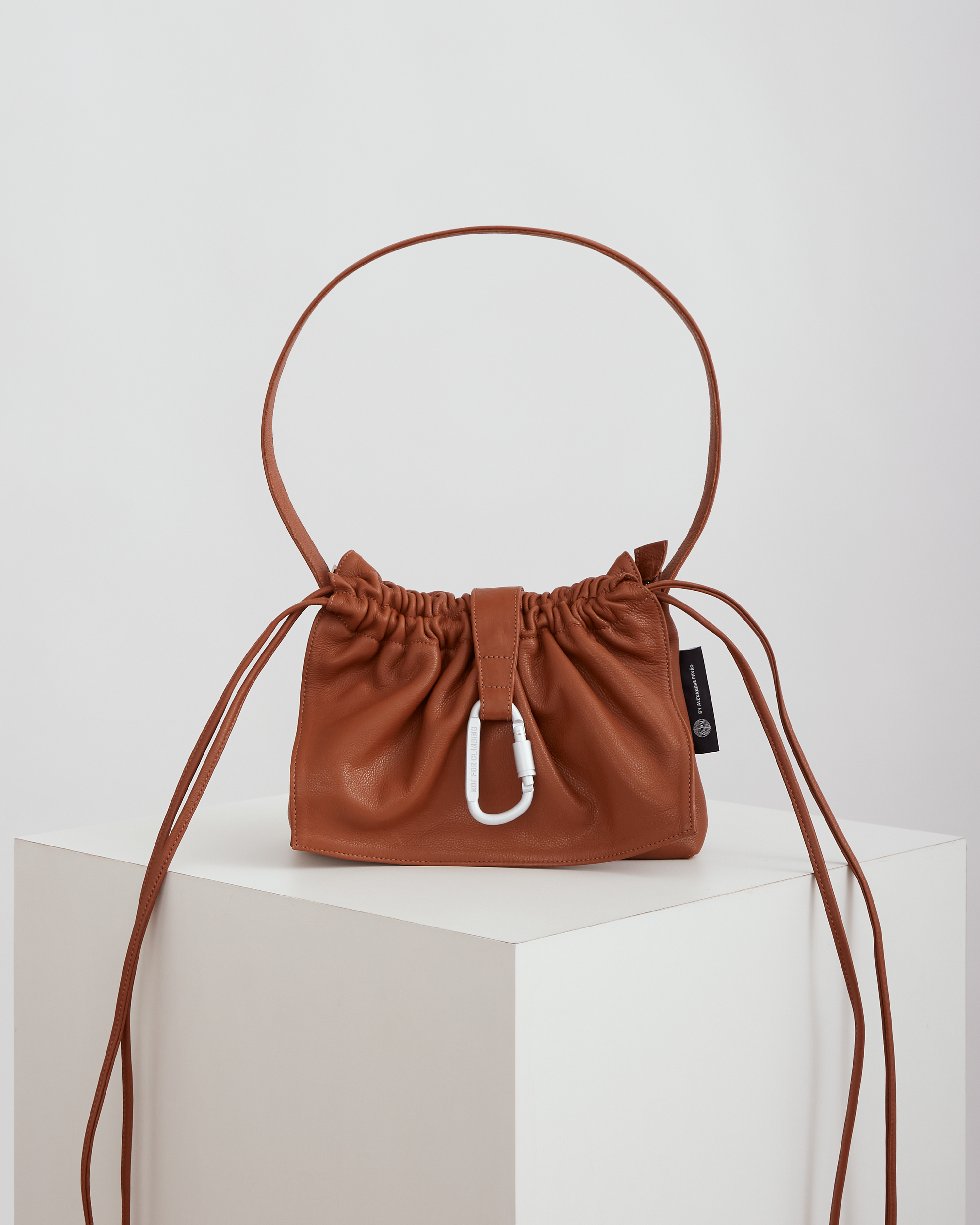 MARTIN SHOULDER BAG - MARROM