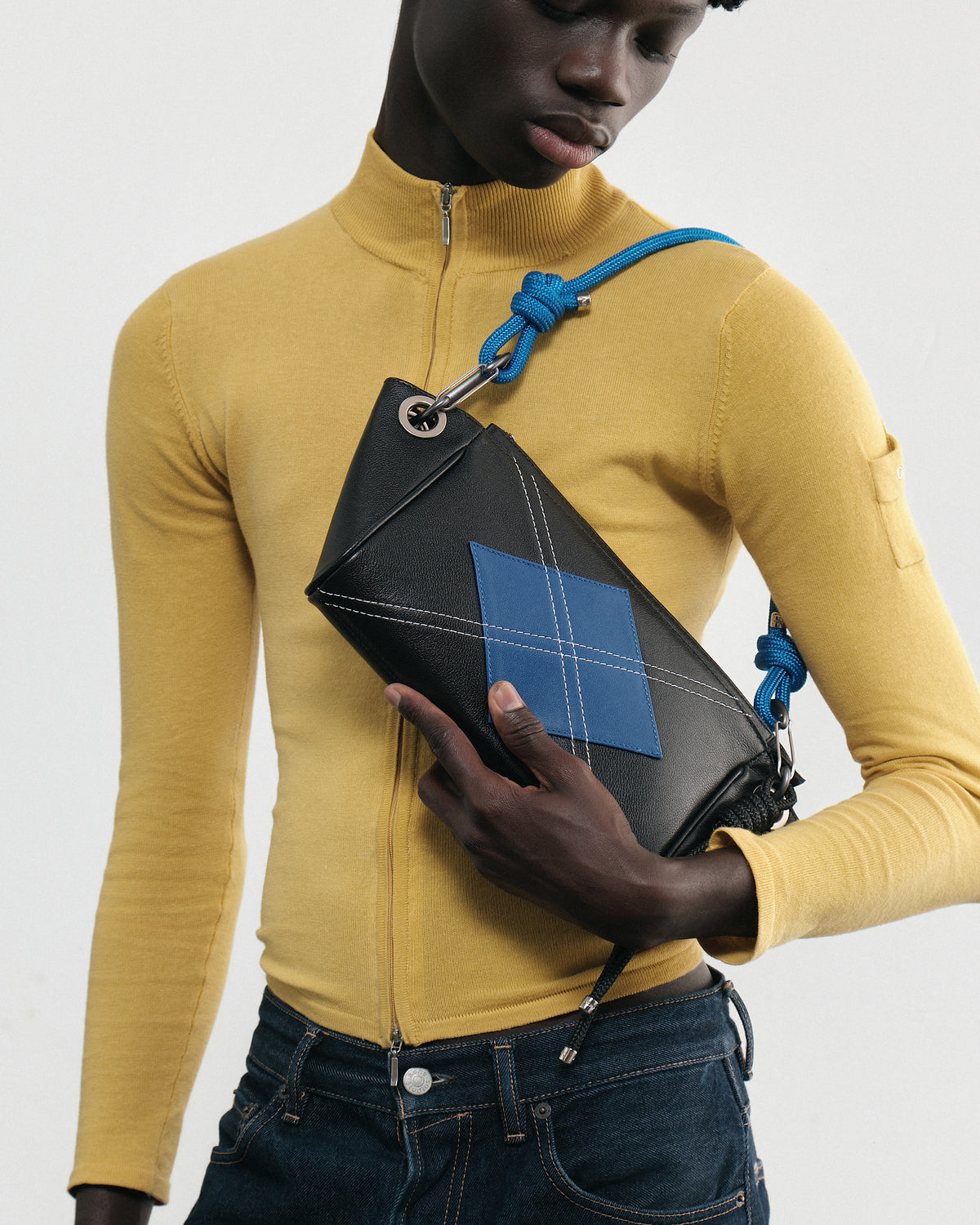 Paris Shoulder Bag - Preto Bordado