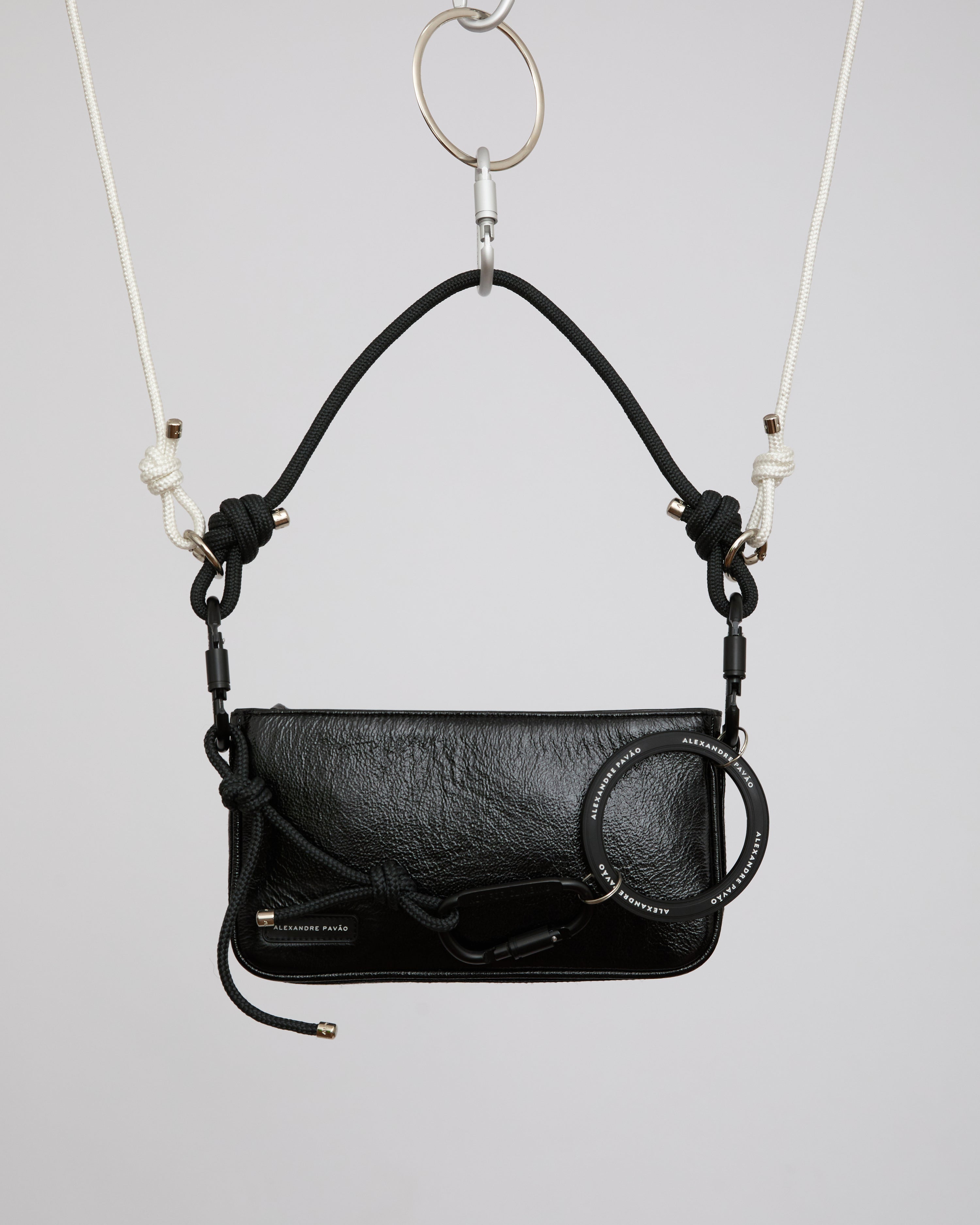 PARIS SHOULDER BAG - PRETO VERNIZ