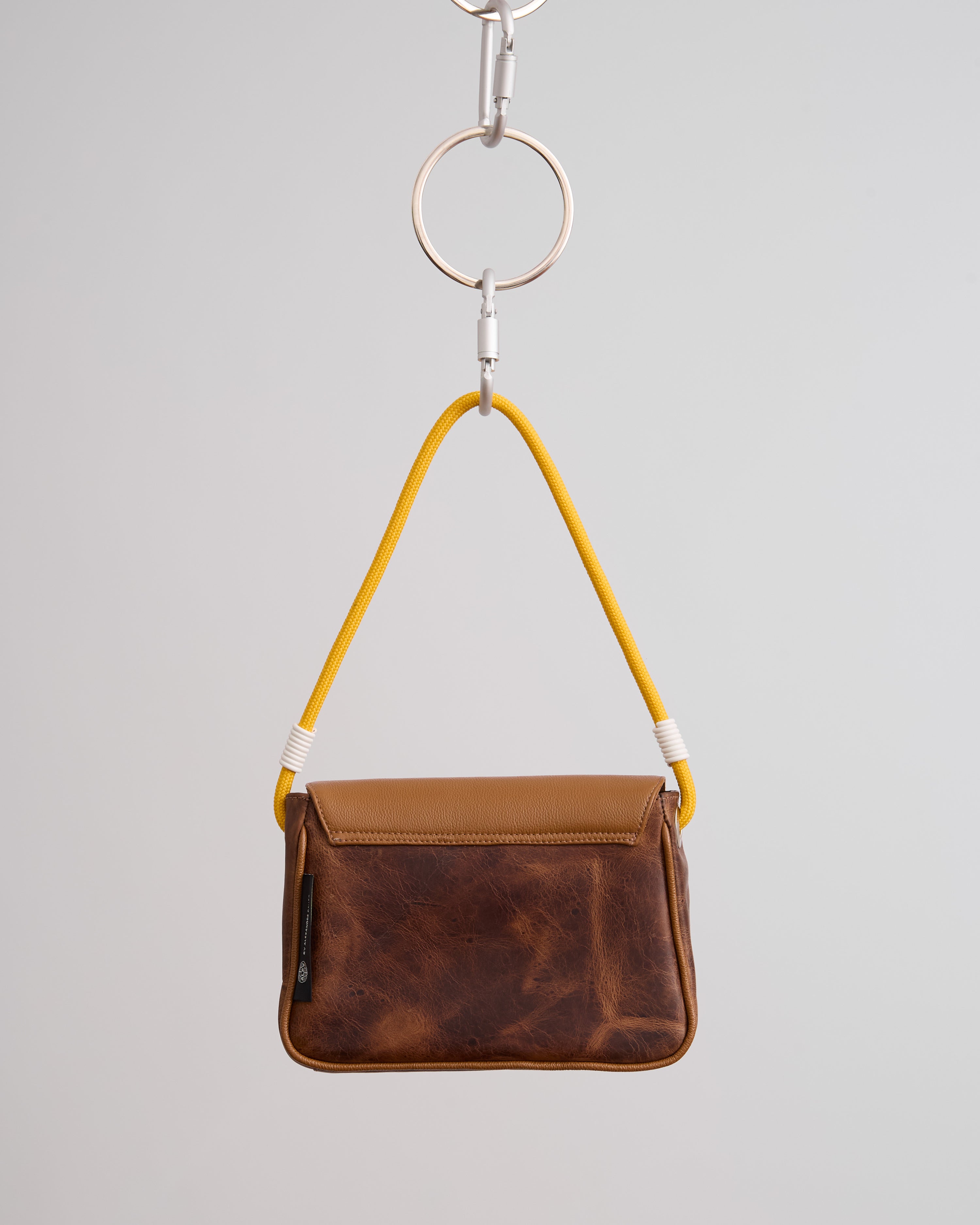 PEGGY SHOULDER BAG - MARROM