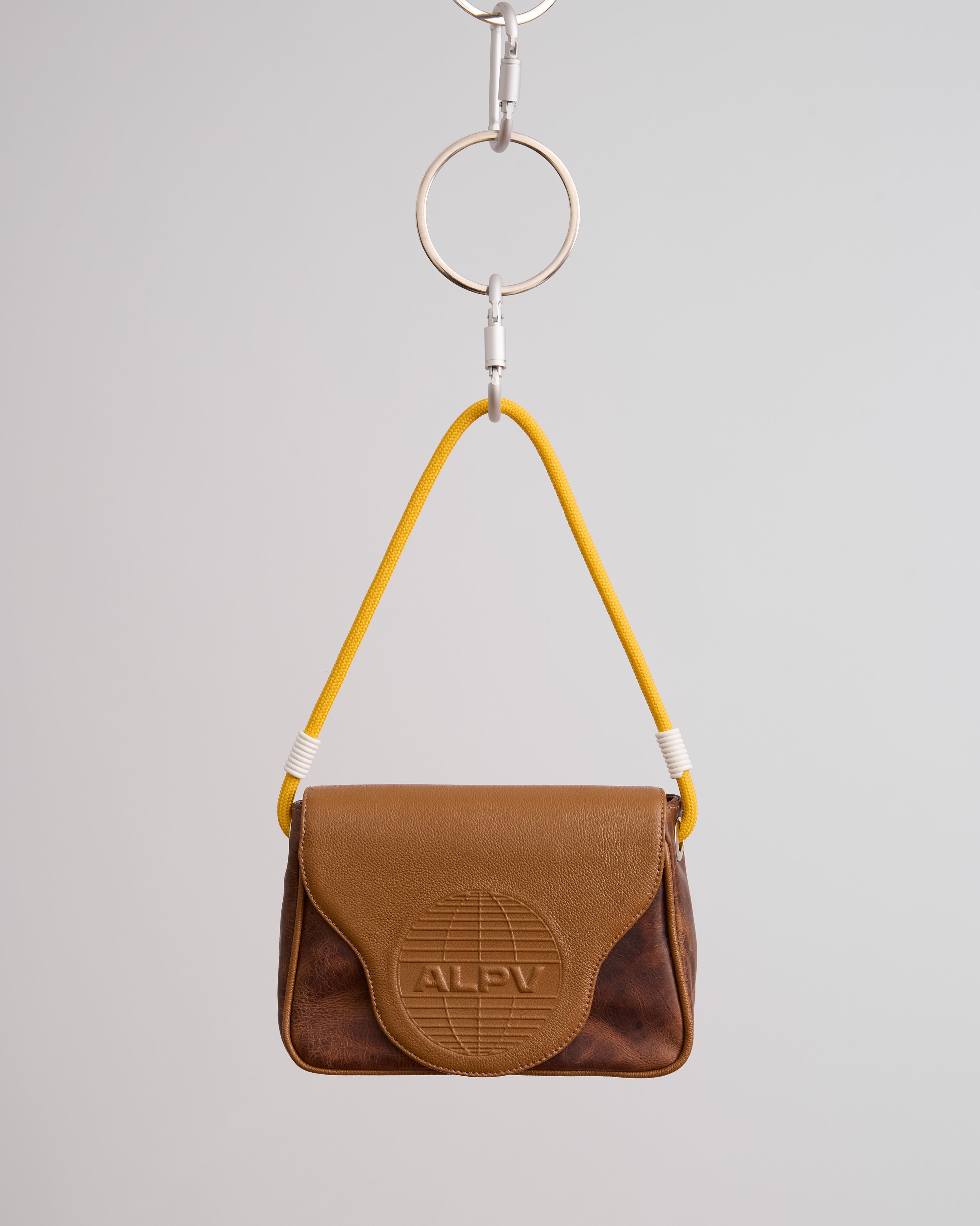 PEGGY SHOULDER BAG - MARROM