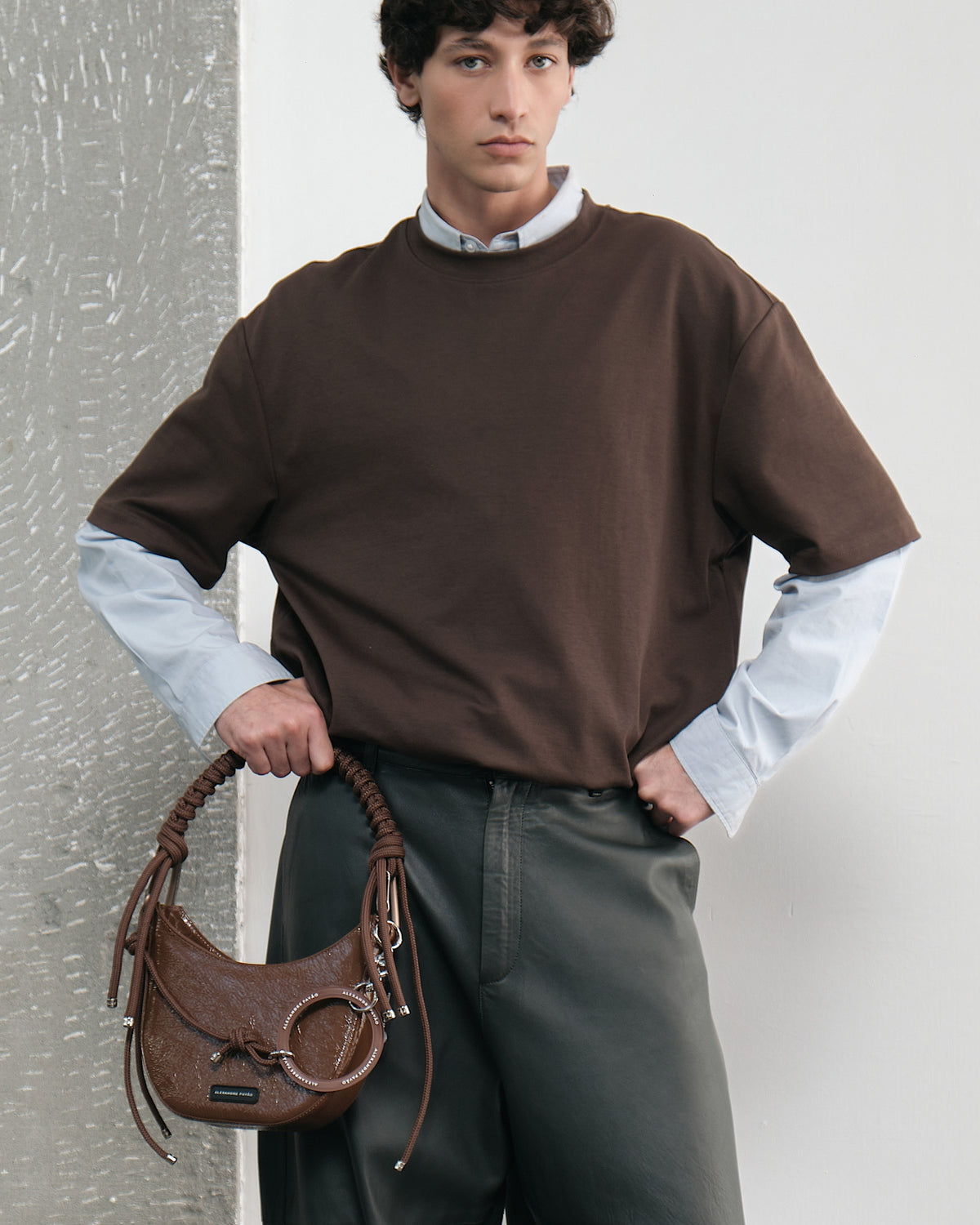 The Curve Bag - Marrom Verniz