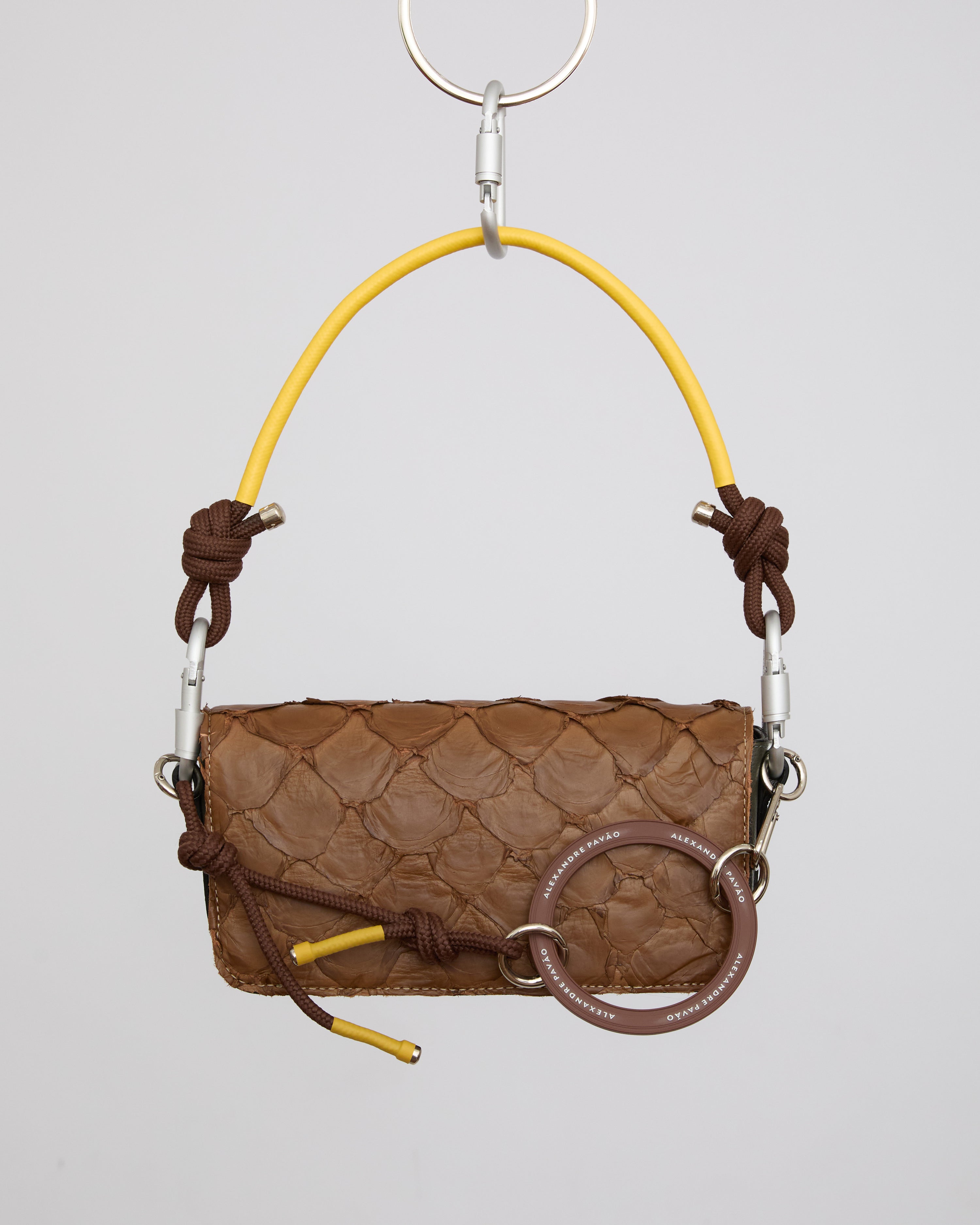 ARAPAIMA SHOULDER BAG - MARROM