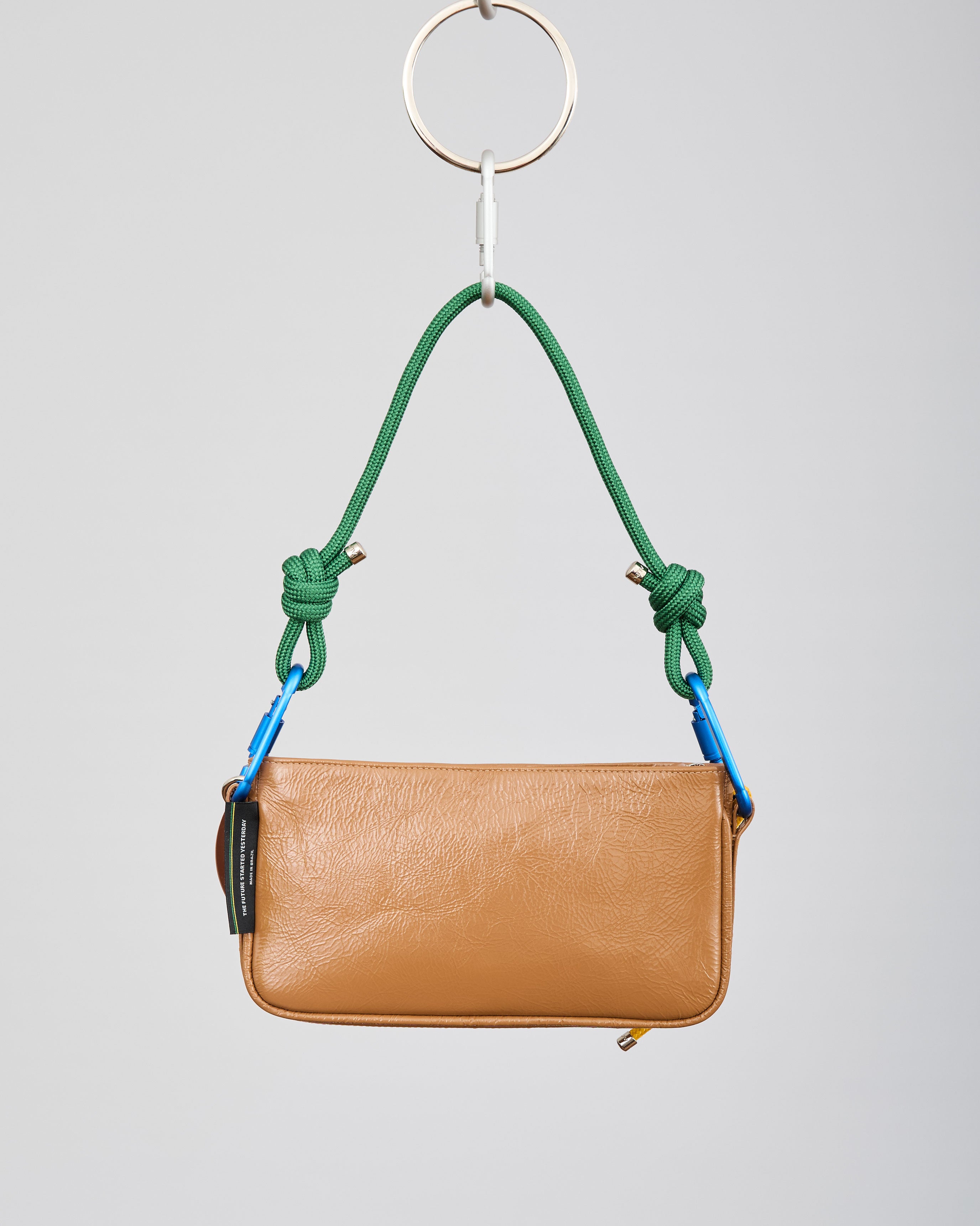 PARIS SHOULDER BAG - AMENDOA VERNIZ