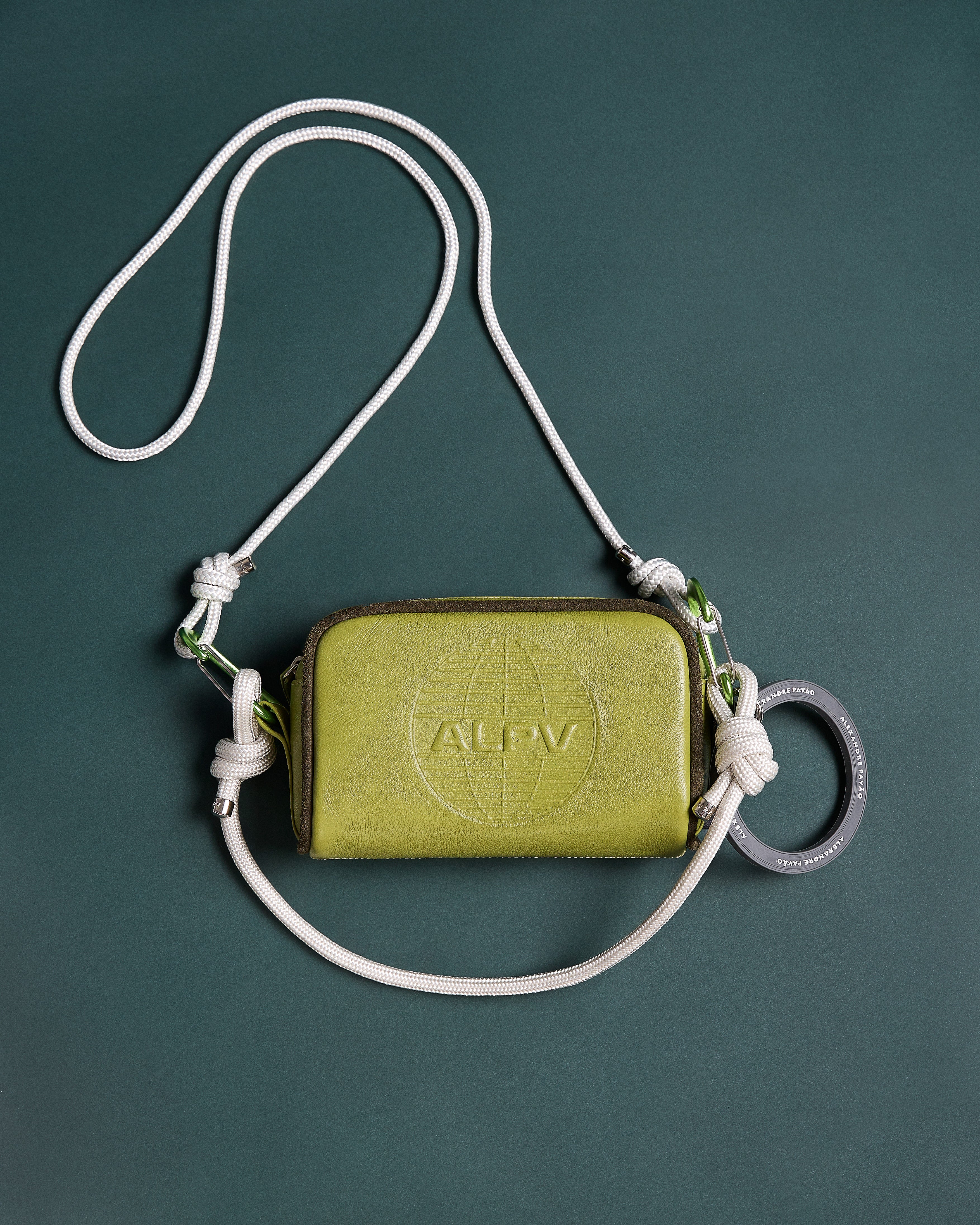 Alexx Shoulder Bag - Matcha – Alexandre Pavao