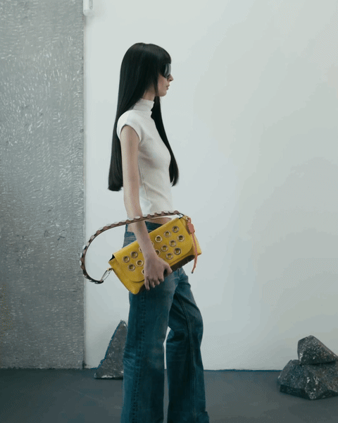 Stella Messenger Bag Média - Amarelo